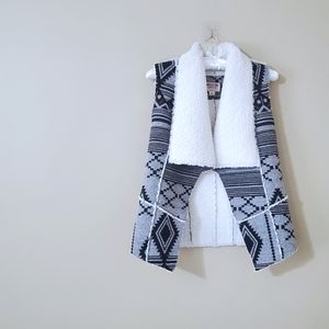 MOSSIMO Autumn and Winter Warm Short Faux Fur Vest Waistcoat Jacket